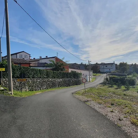 Gostinjska kuća Luanas With Istrian Touch Buzet